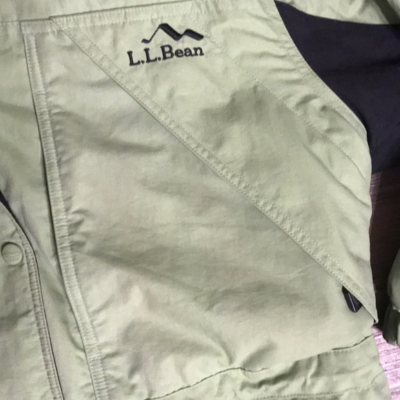 ❄️lime green ski jacket w/ accessories - Picture 11 of 15